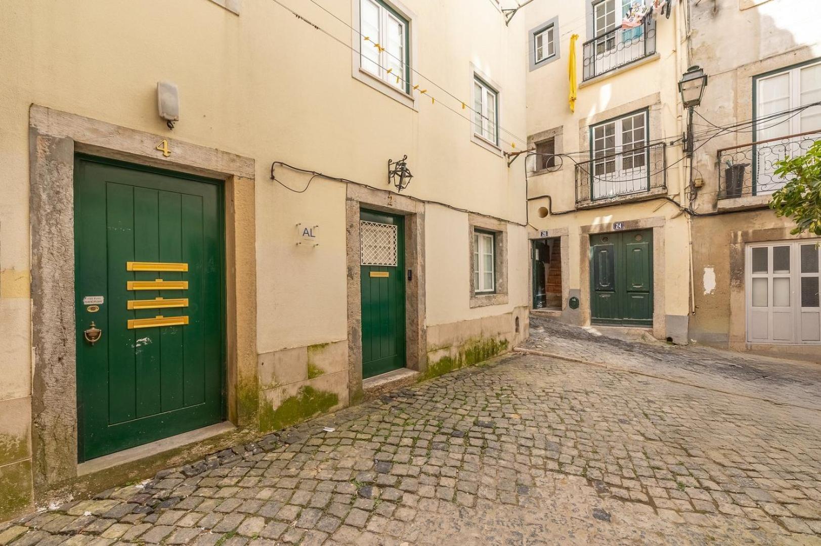 Guestready - Lovely Times In Lisbon Bagian luar foto